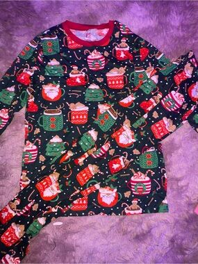 2 piece Holiday Mug & Tree Print Long Sleeve Pajama Set - Green/Red